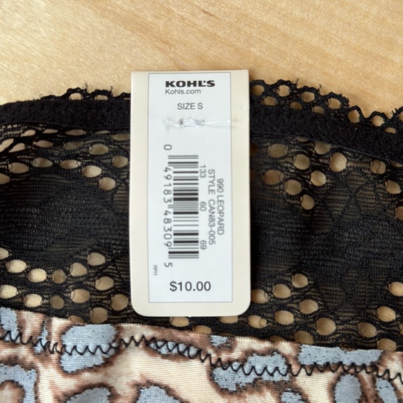 Cheetah print thong - Picture 2 of 3